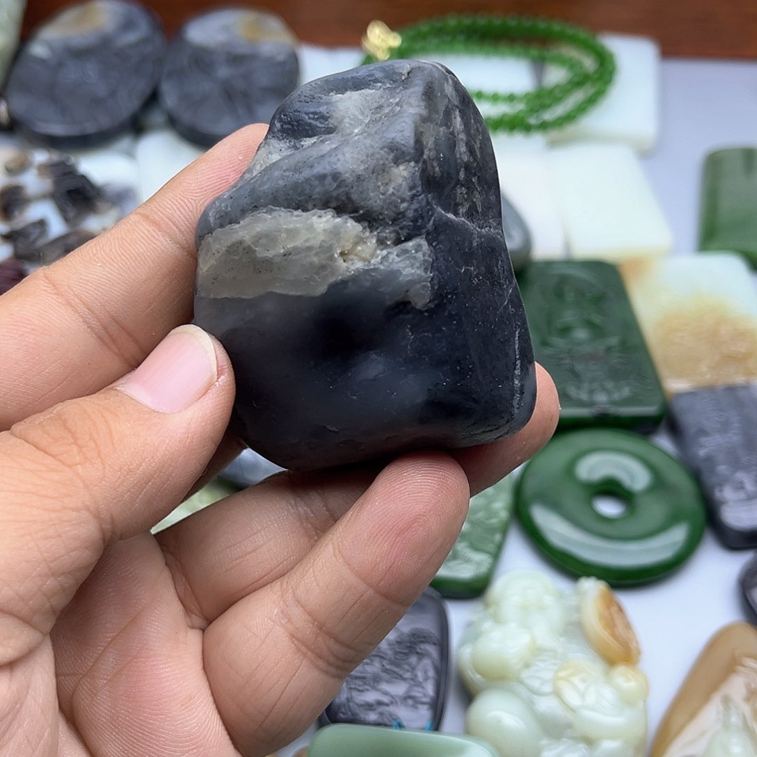 和田玉挂件未镶嵌