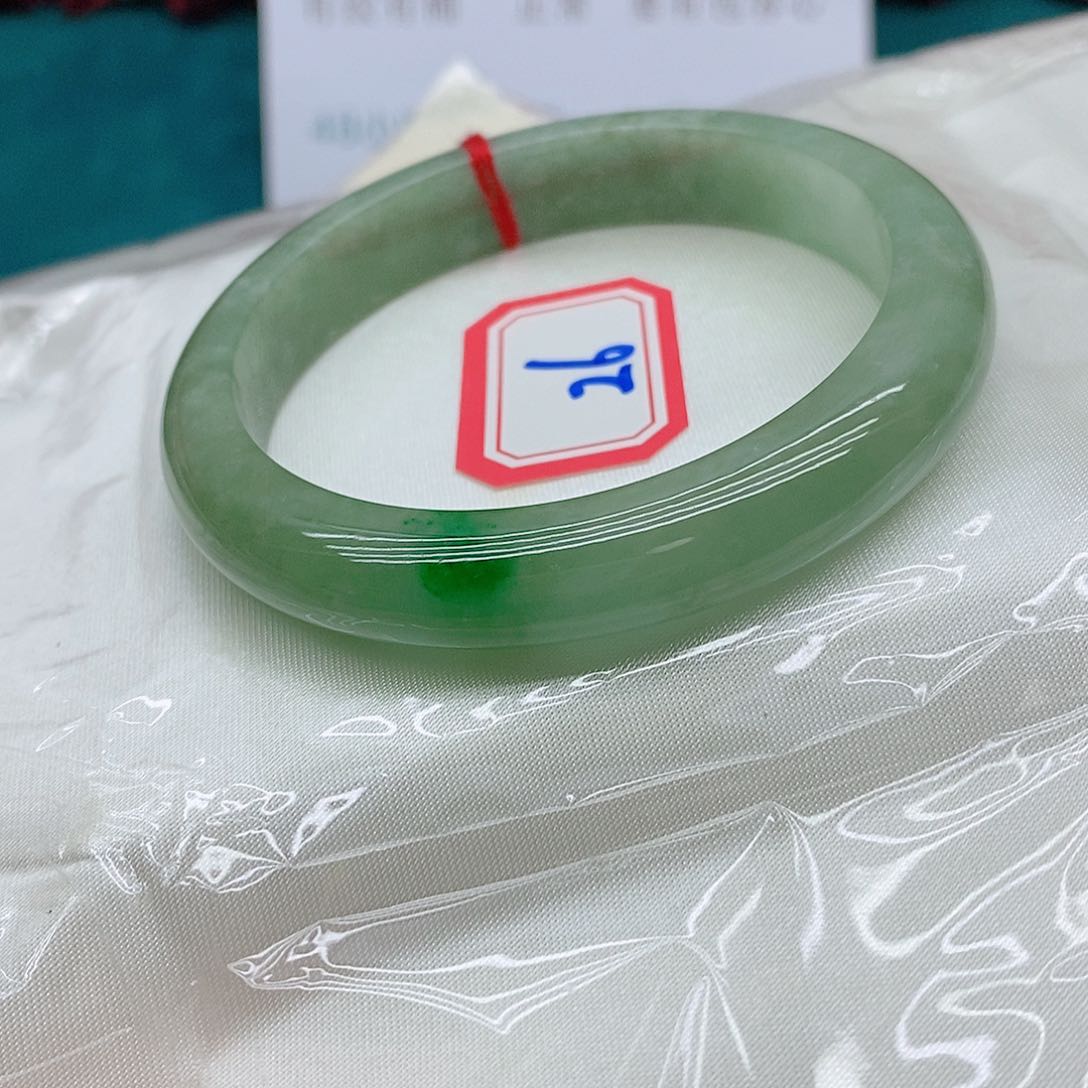 翡翠手镯未镶嵌叶*?2666666666