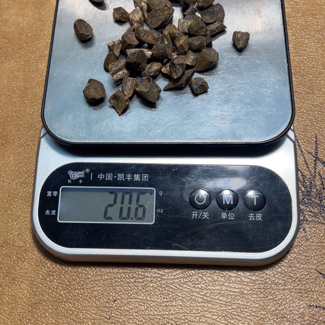 明***朗沉香碎屑沉香沉水树丁20g