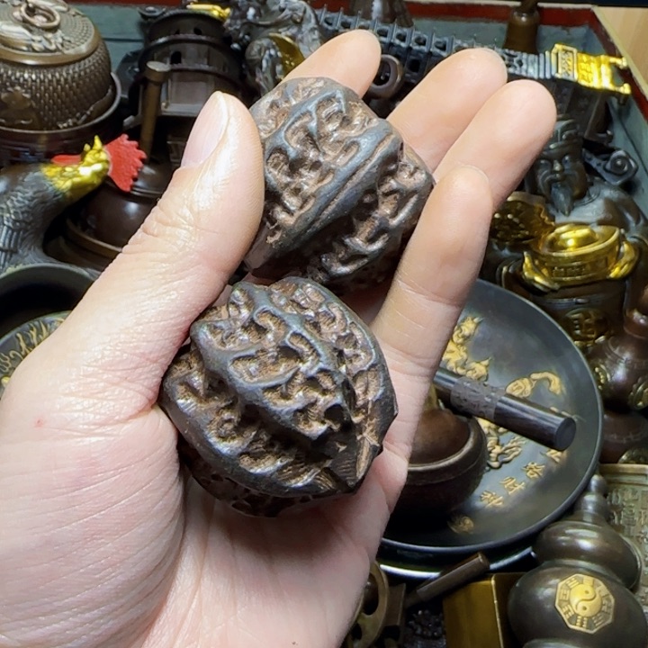 铜器把玩摆件链接