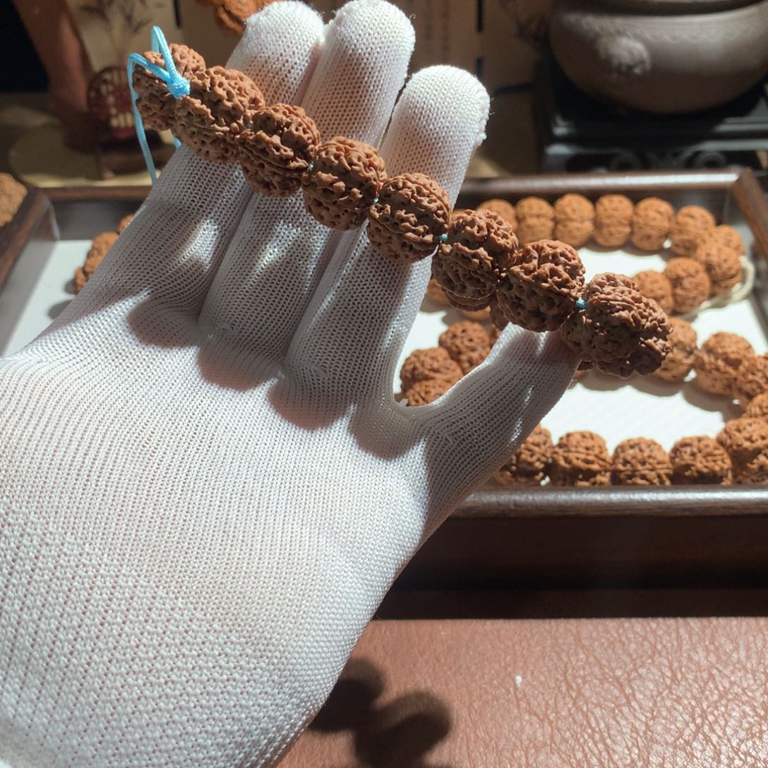 金刚菩提吊坠玉龙梅花定制19