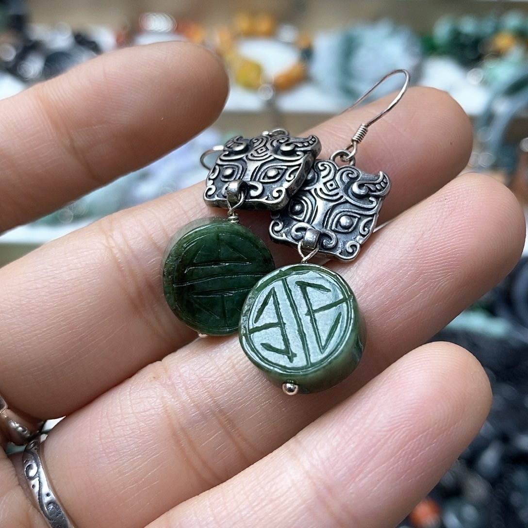 翡翠戒指未镶嵌炸