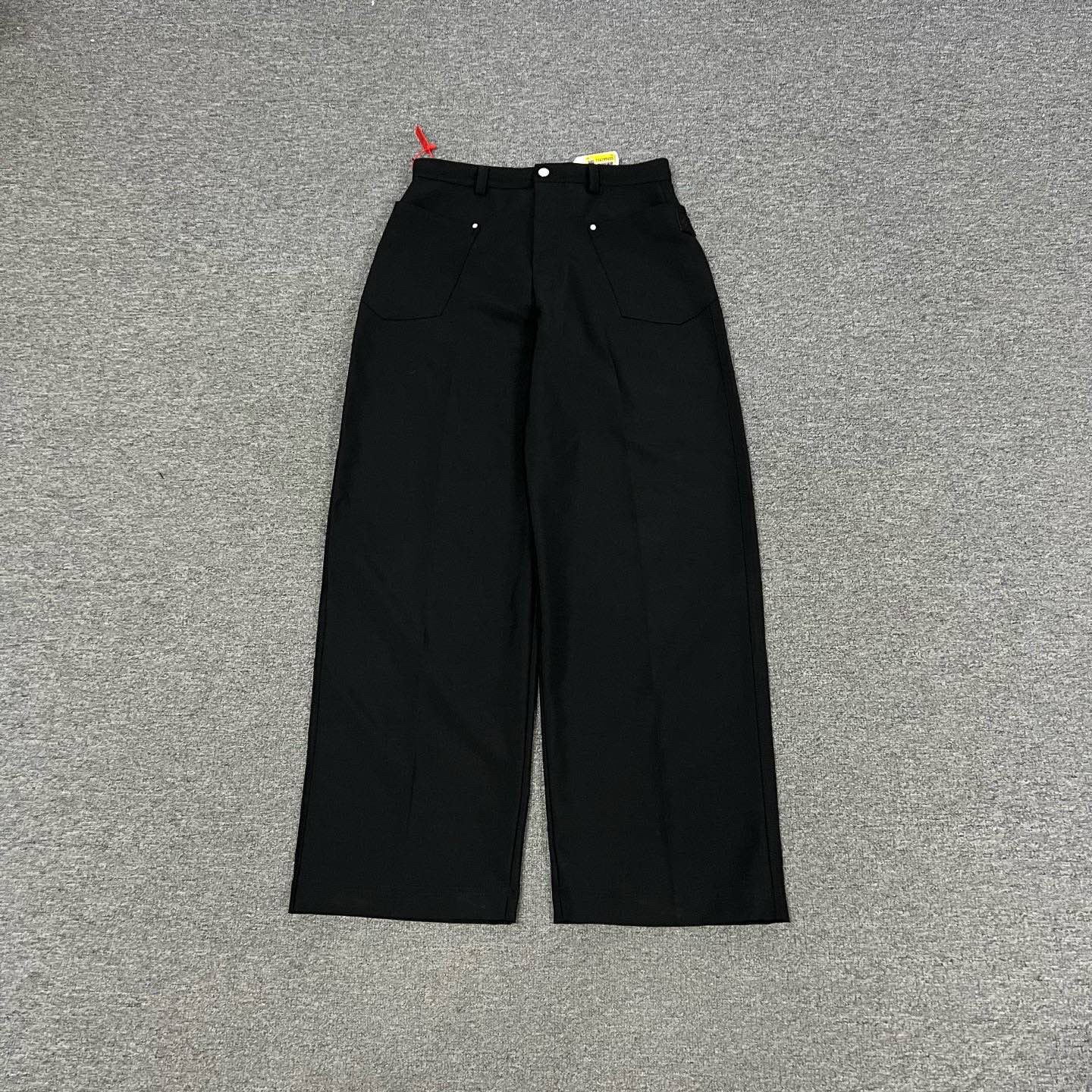 99新 LouisVuitton/路易威登 25新款 珍珠扣 黑色休闲长裤 48码 