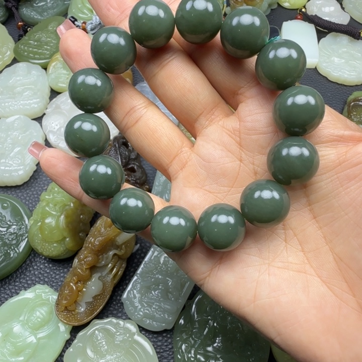 和田玉未镶嵌珠宝奇石卡16