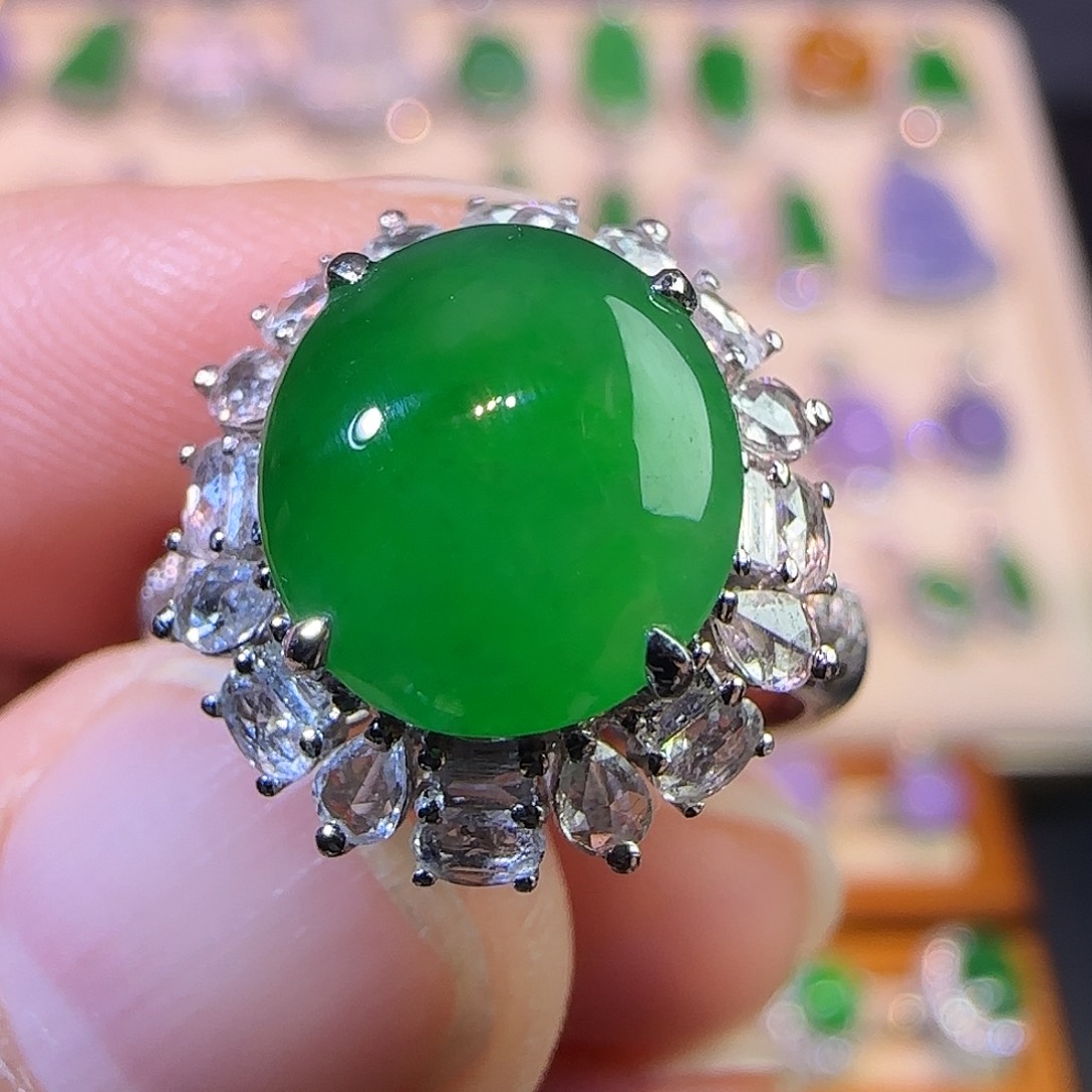 翡翠18K金镶嵌吊坠(不含链)