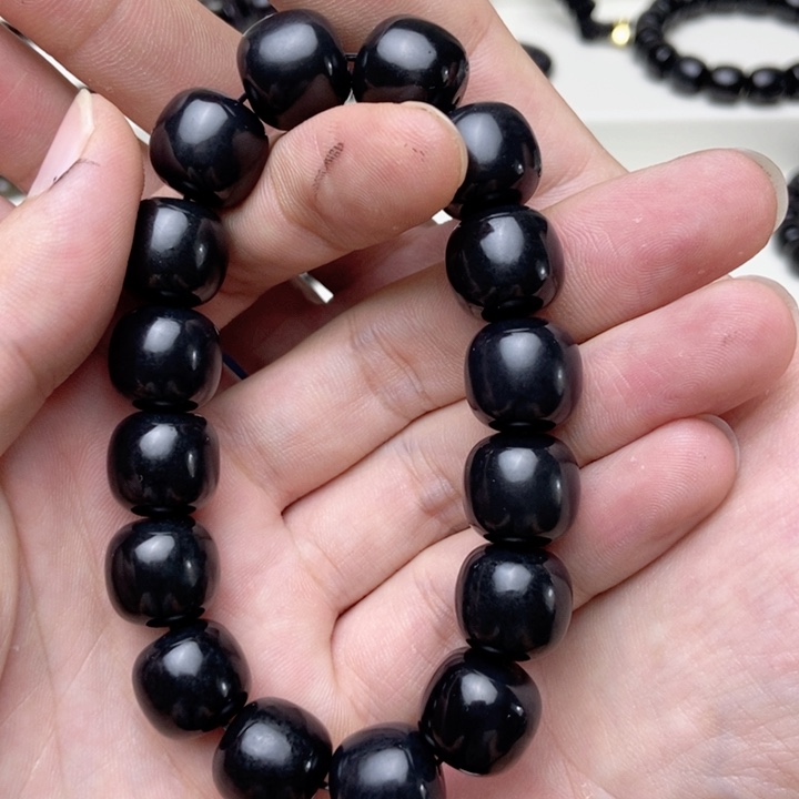 未镶嵌手链和田玉新疆墨玉卡14老型手串黑羊脂手串