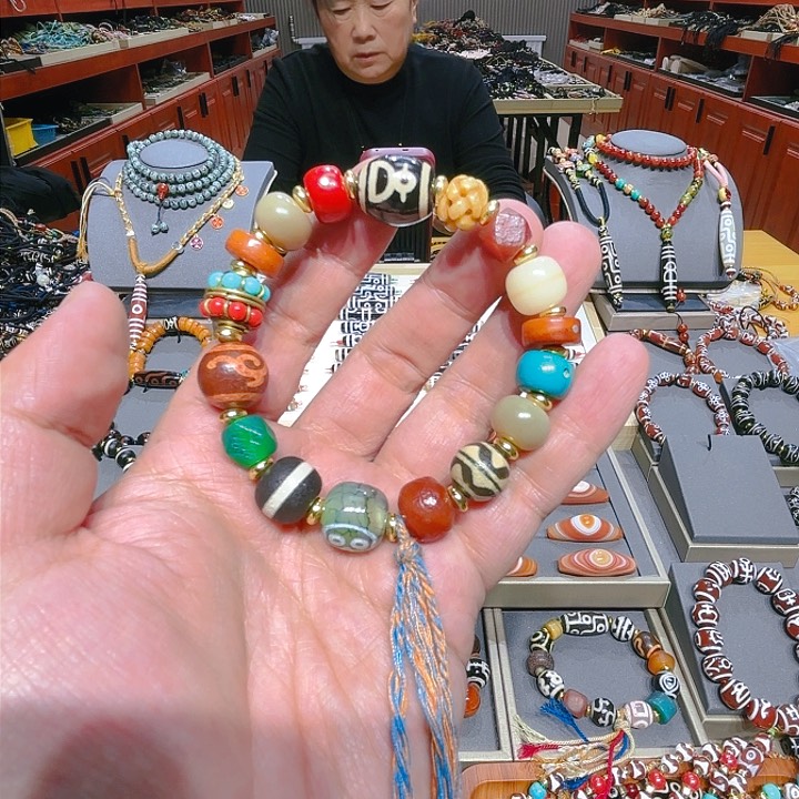 未镶嵌玛瑙/玉髓珠宝奇石