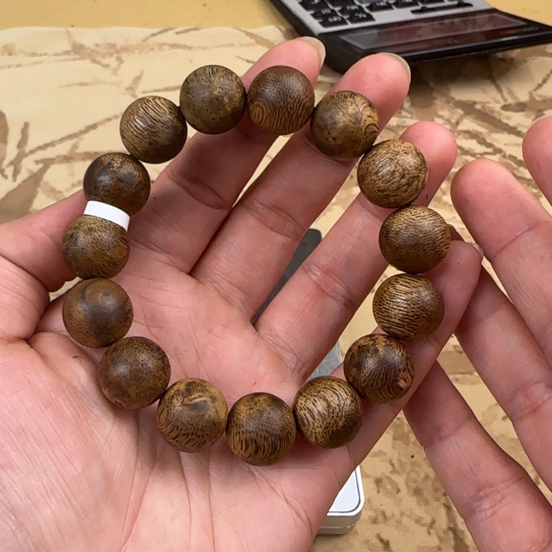沉香手串白棋圆珠1.4高货14克