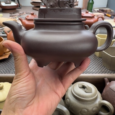 紫砂茶壶密密麻麻