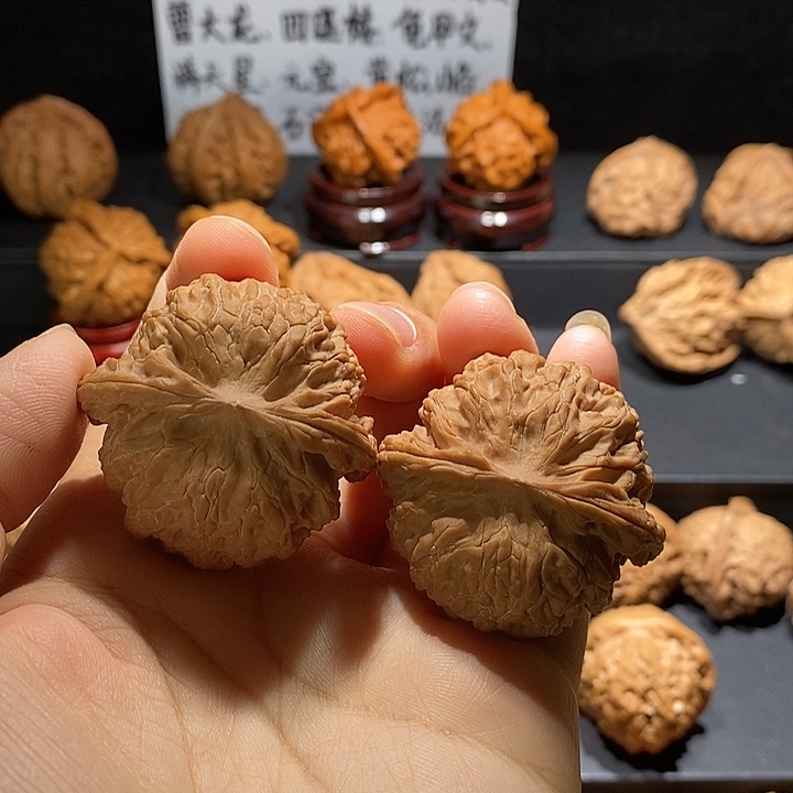 文玩核桃吊坠43苹果园