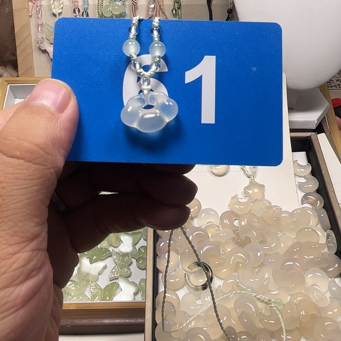 张***-蛇纹石玉合金啊啊啊啊啊
