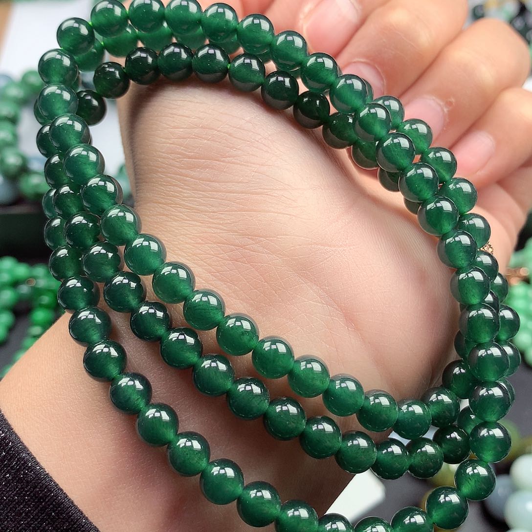 翡翠颈饰足铂镶嵌项链