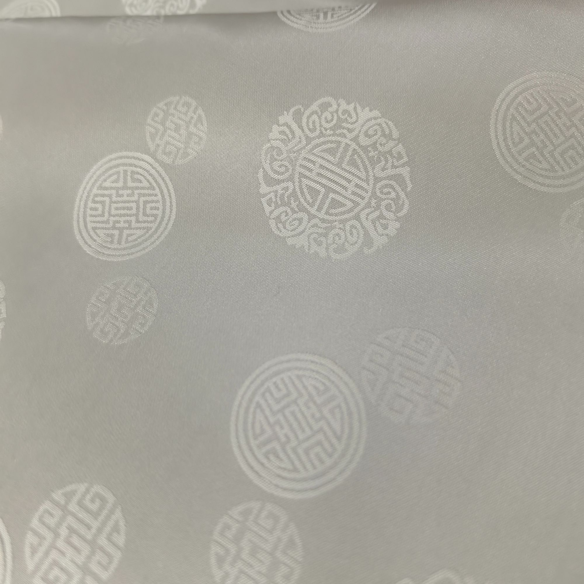 老钱风大小圆太极服面料真丝交织桑波缎提花缎白色米色114cm中式