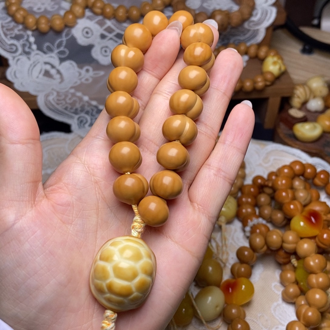 猴头核桃吊坠高定屁桃14➕手持富甲