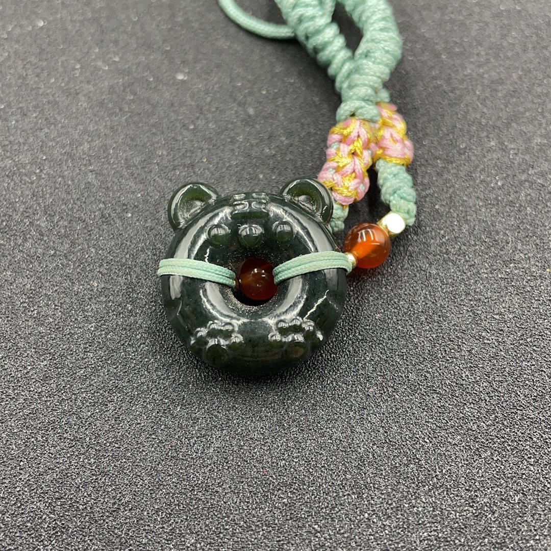 BY0313FHLZ标004 和田玉虎吊坠