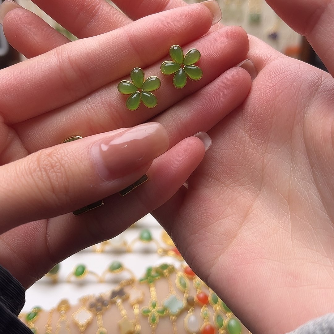 和田玉银S925镀金镶嵌耳饰