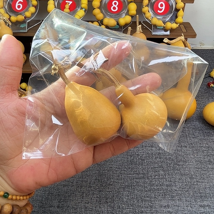 感谢姊妹支持，元旦快乐，新的一年笑口常开，万事如意