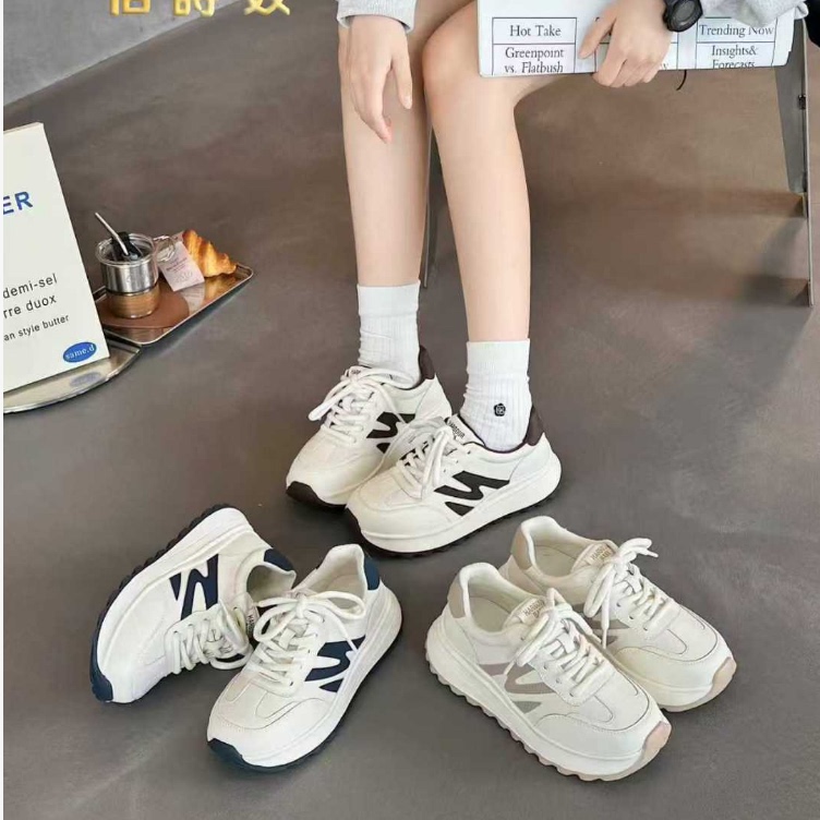 464547229冬季新款2025年轻便加绒透气百搭舒适休闲鞋女鞋