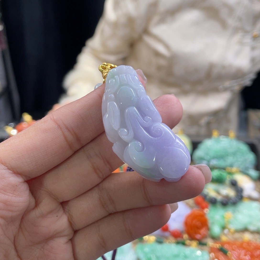 翡翠颈饰未镶嵌代编织