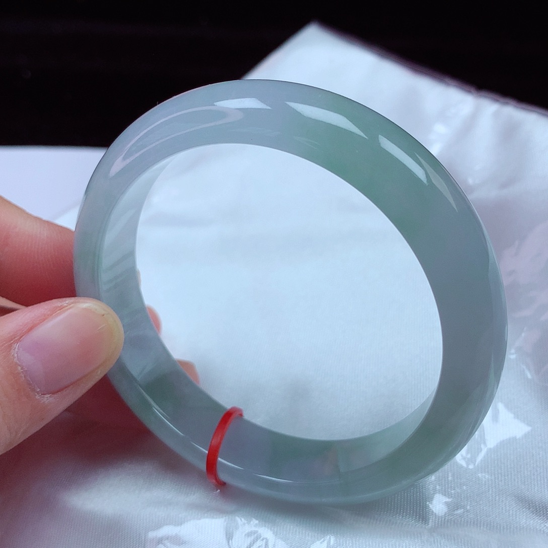 翡翠手镯未镶嵌58圈