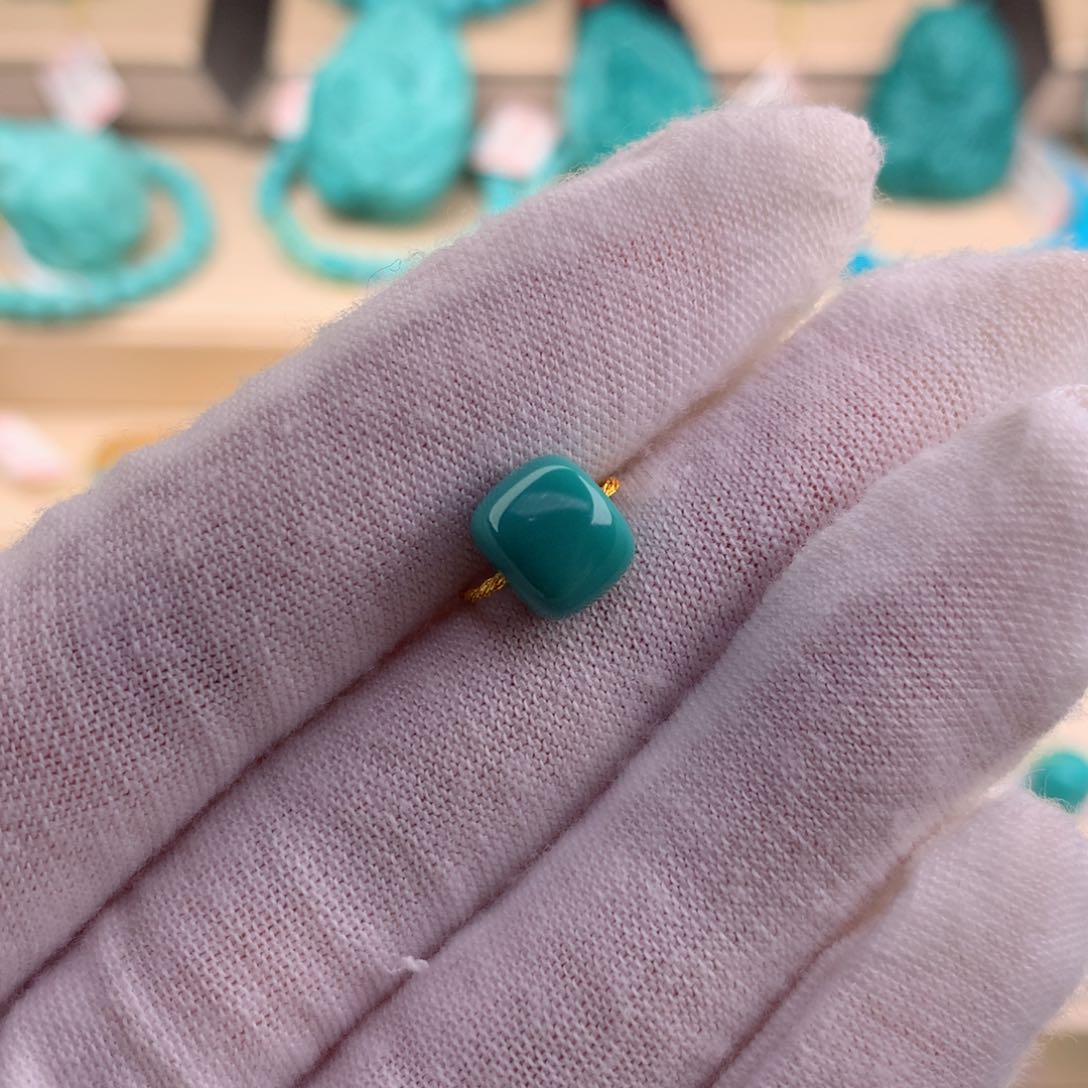 绿松石珠宝奇石未镶嵌8.6-7.4