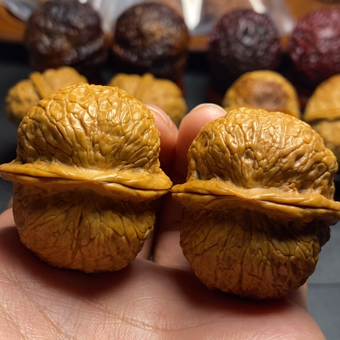 文玩核桃把件41尺蛇皮球