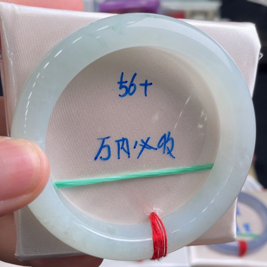 翡翠未镶嵌手镯翡翠手镯