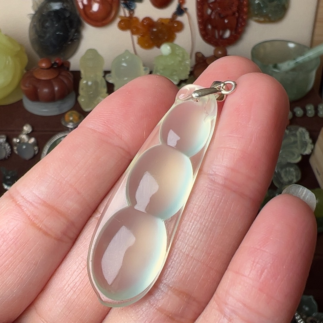 蛇纹石玉吊坠(不含链)未镶嵌