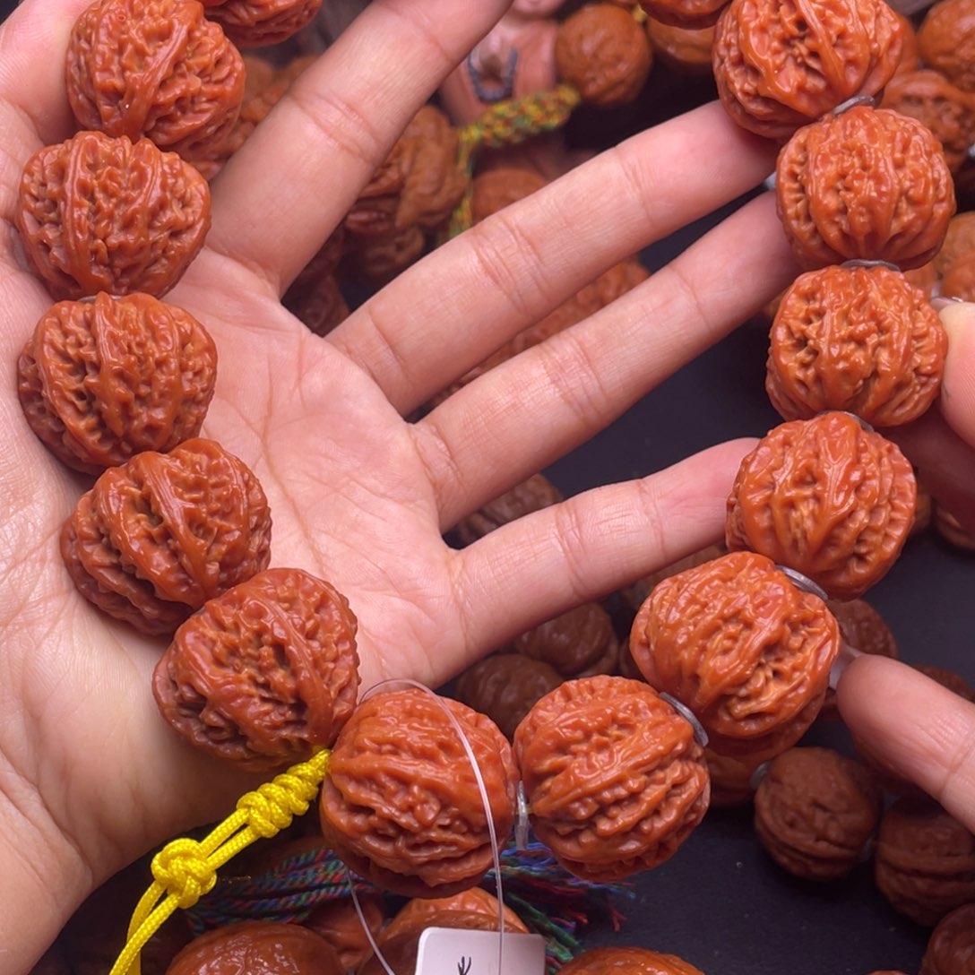 文玩核桃手串路***曱满天星