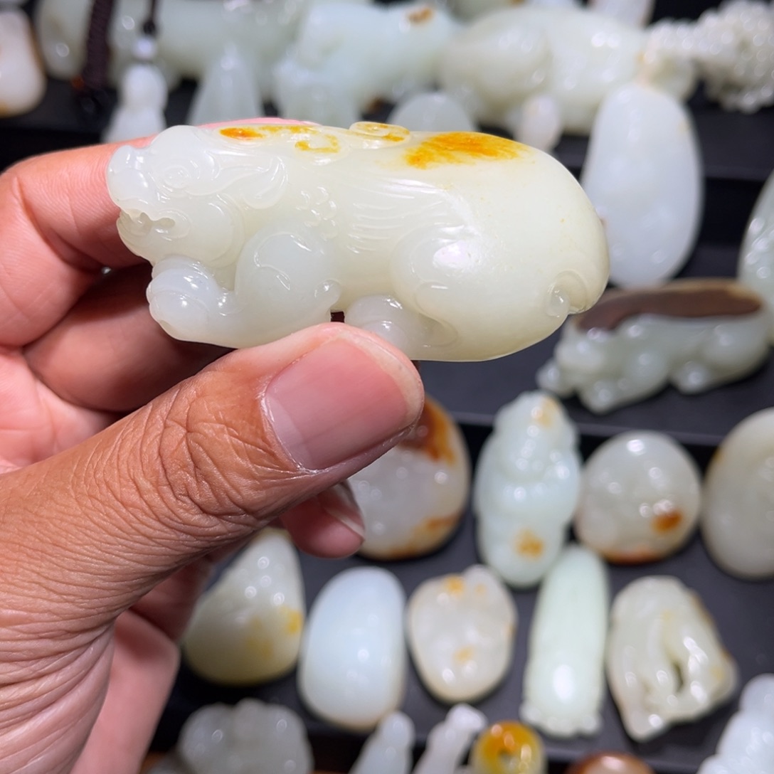 观***3和田玉未镶嵌颈饰