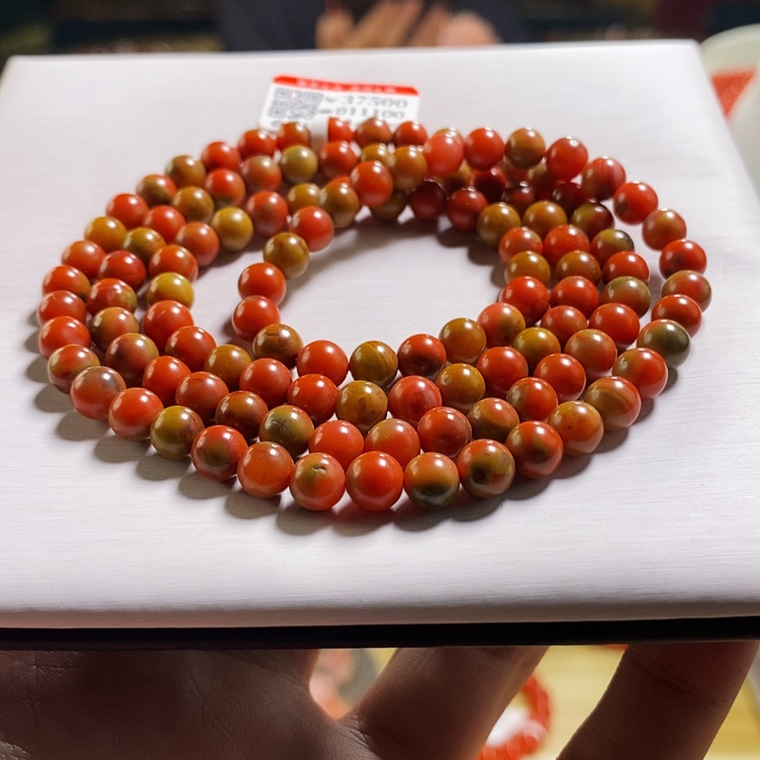 未镶嵌昭通  6mm  多样性发一南红玛瑙