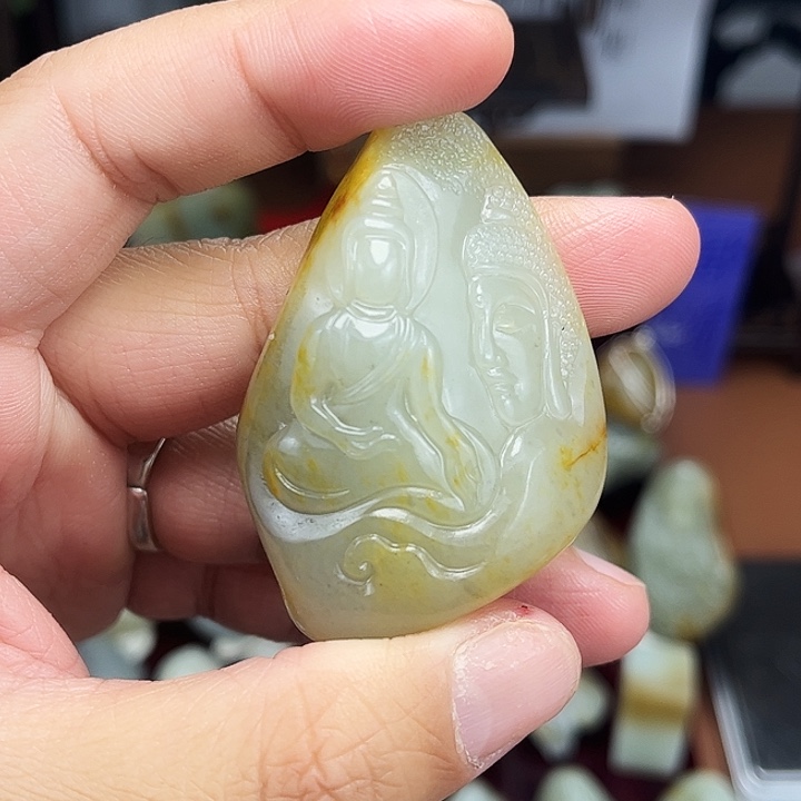 和田玉未镶嵌颈饰