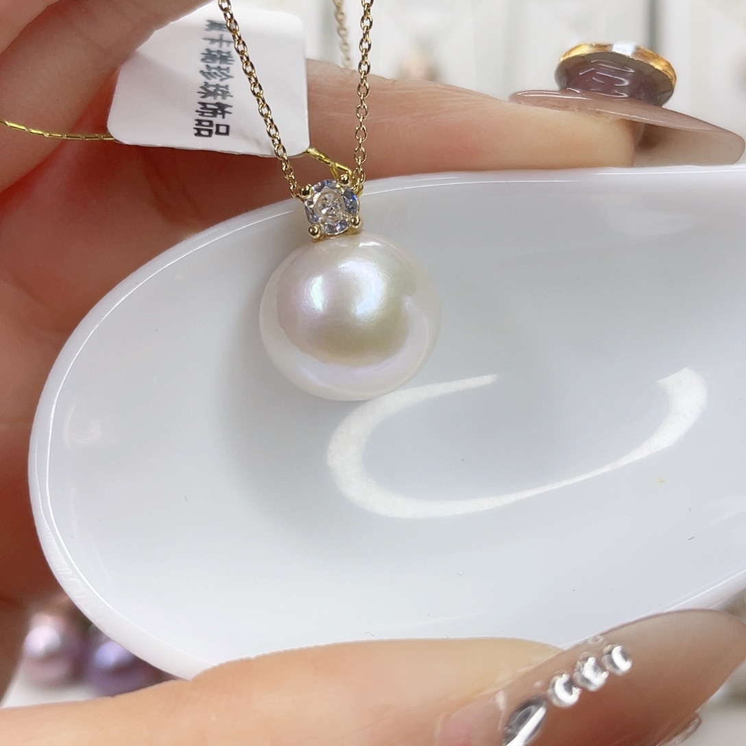 淡水珍珠吊坠(赠链)未镶嵌