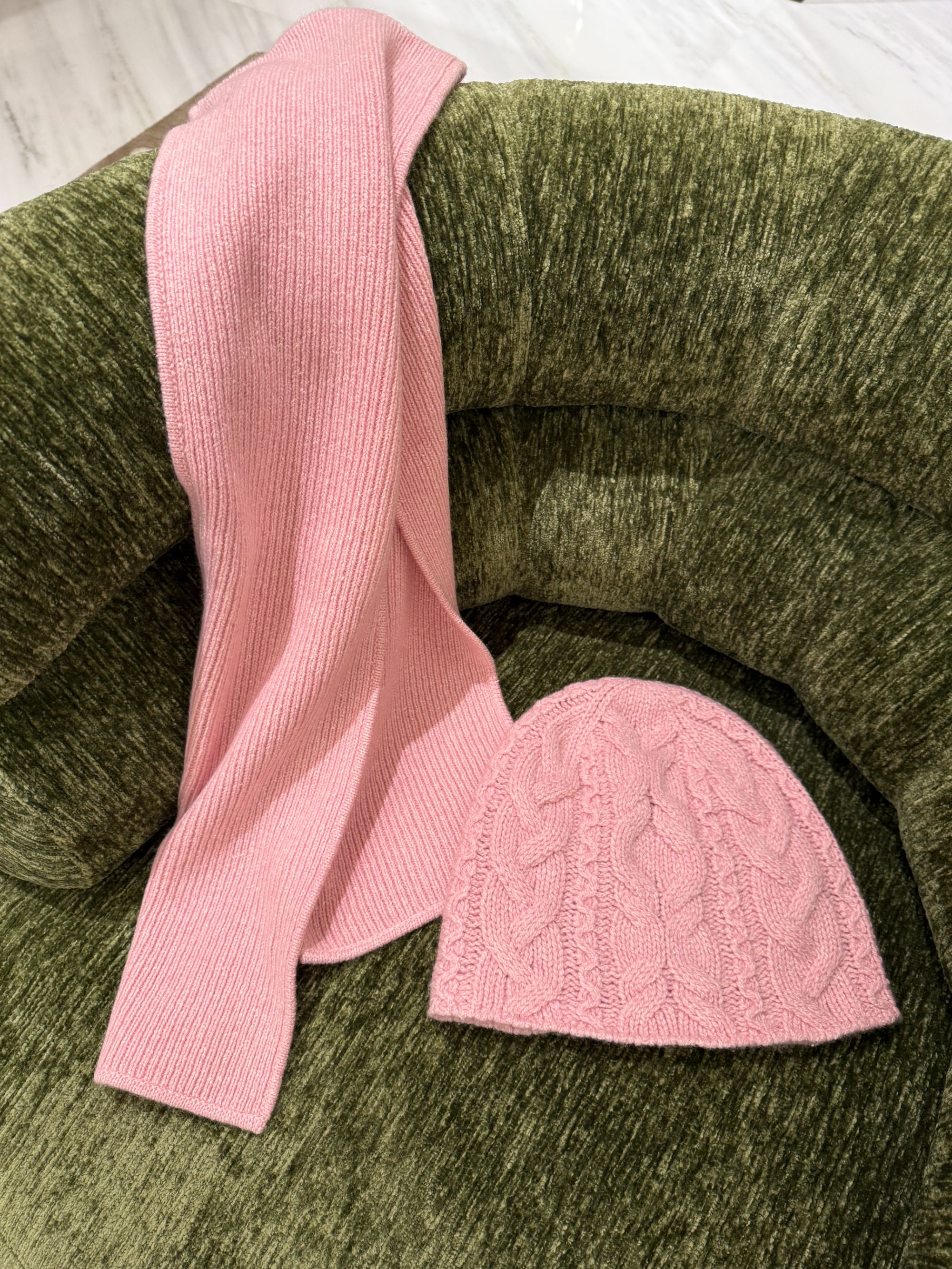 【LIUU】匠心系列 | 粉色羊绒帽子 围巾 