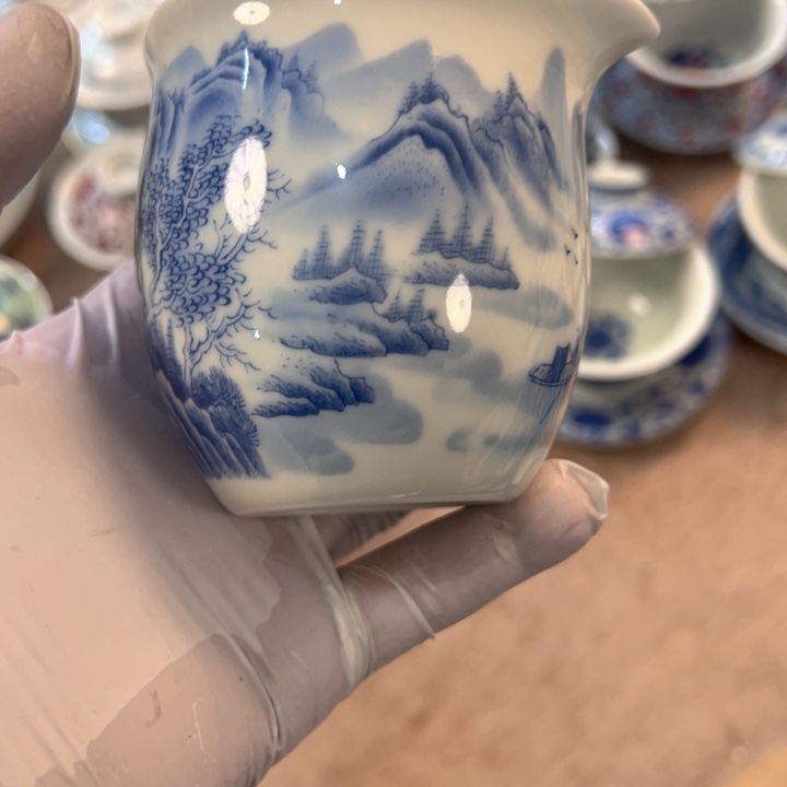瓷片白青花山水公道杯全品