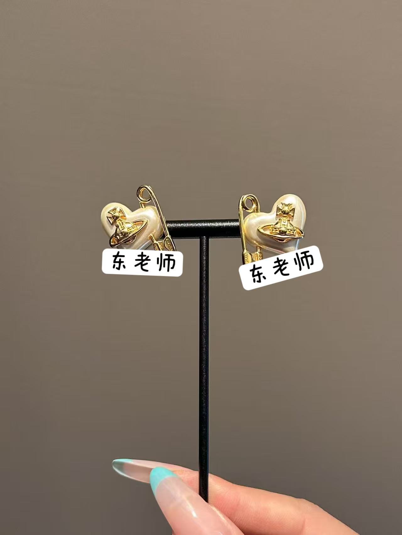 黄铜仿珍珠耳饰 【别针爱心土星耳钉】时尚气质百搭款土星珍珠耳钉