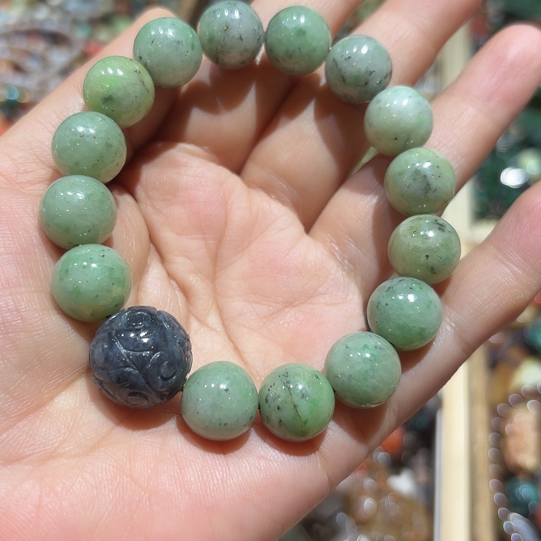 翡翠未镶嵌颈饰原创