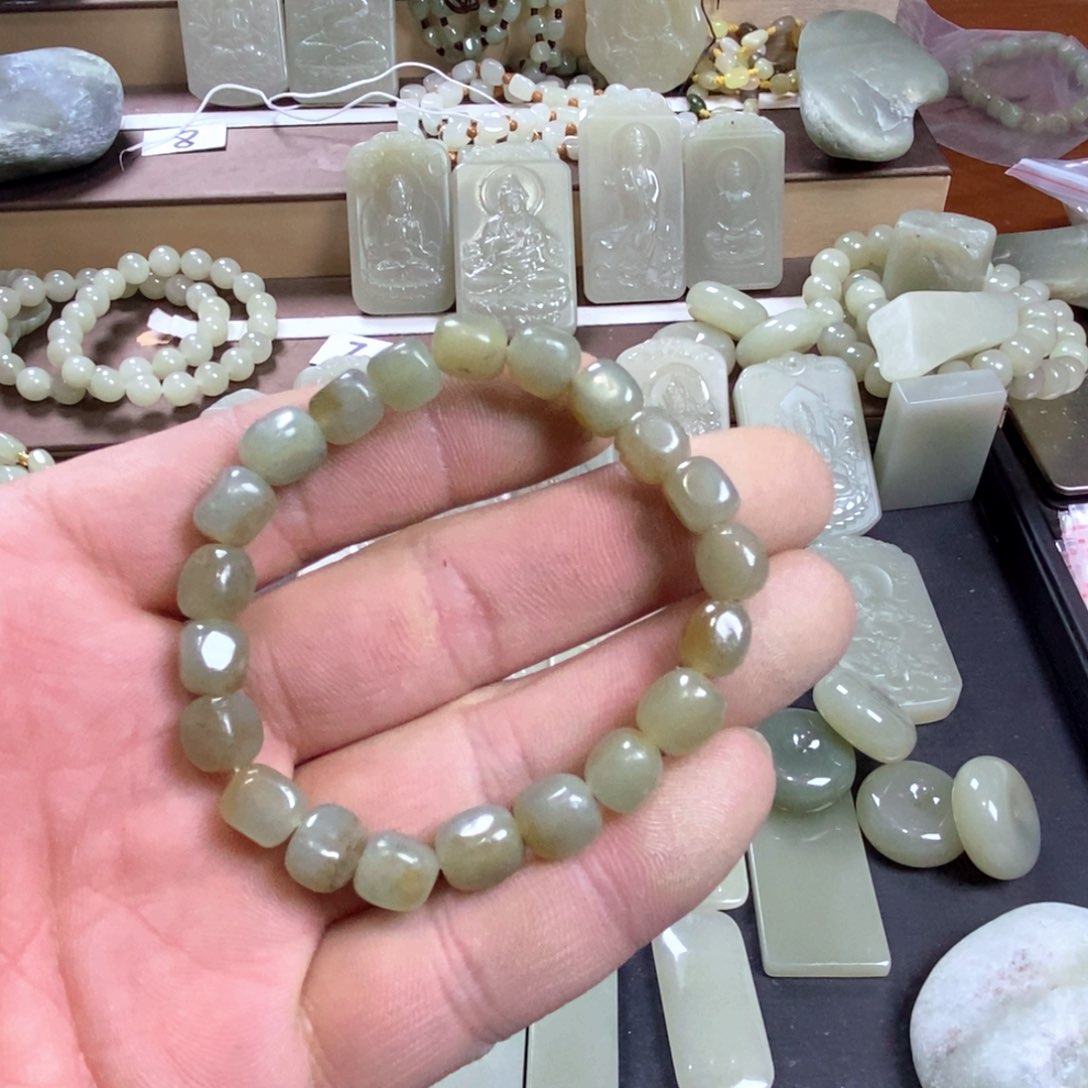 颈饰未镶嵌和田玉暖*羊03