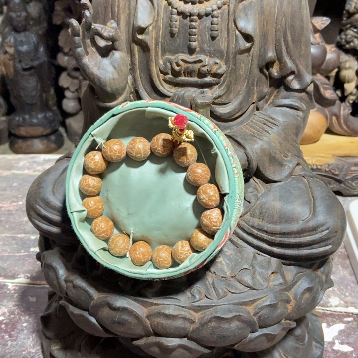 滴血莲花菩提吊坠