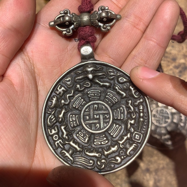 琉璃颈饰喜欢的朋友