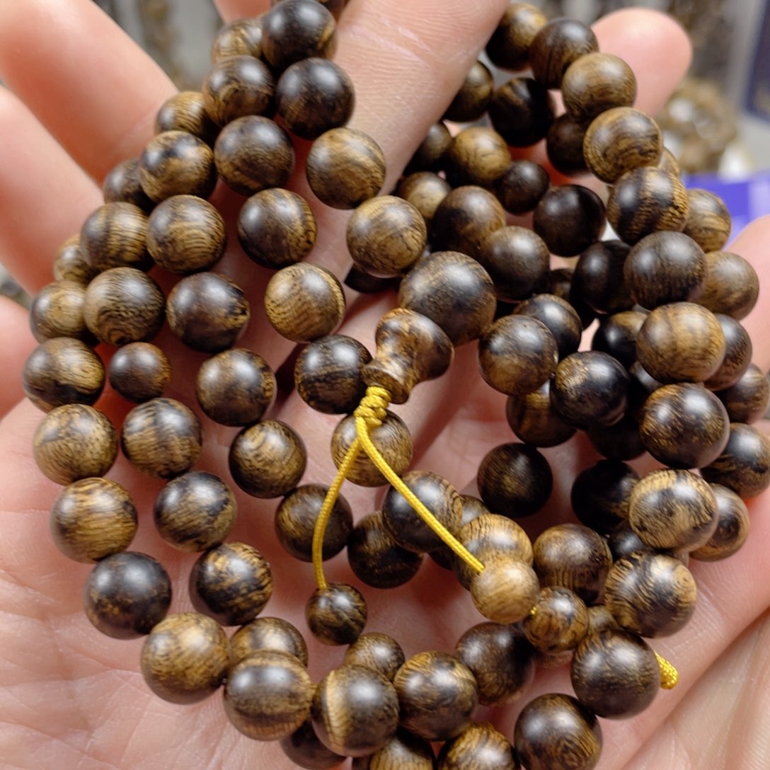 沉香手串用****7越南芽庄老白棋玉化老料满瘤疤虎斑纹