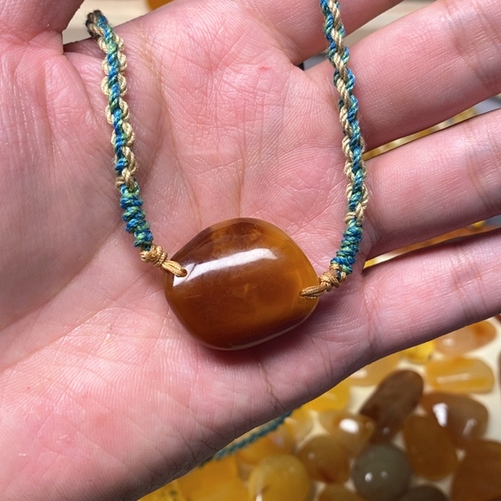 蜜蜡珠宝奇石未镶嵌