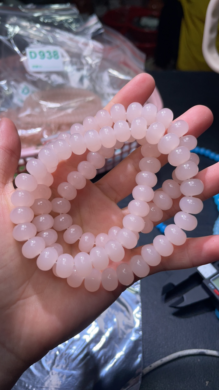 D 939 10 藕粉三圈大算盘手串