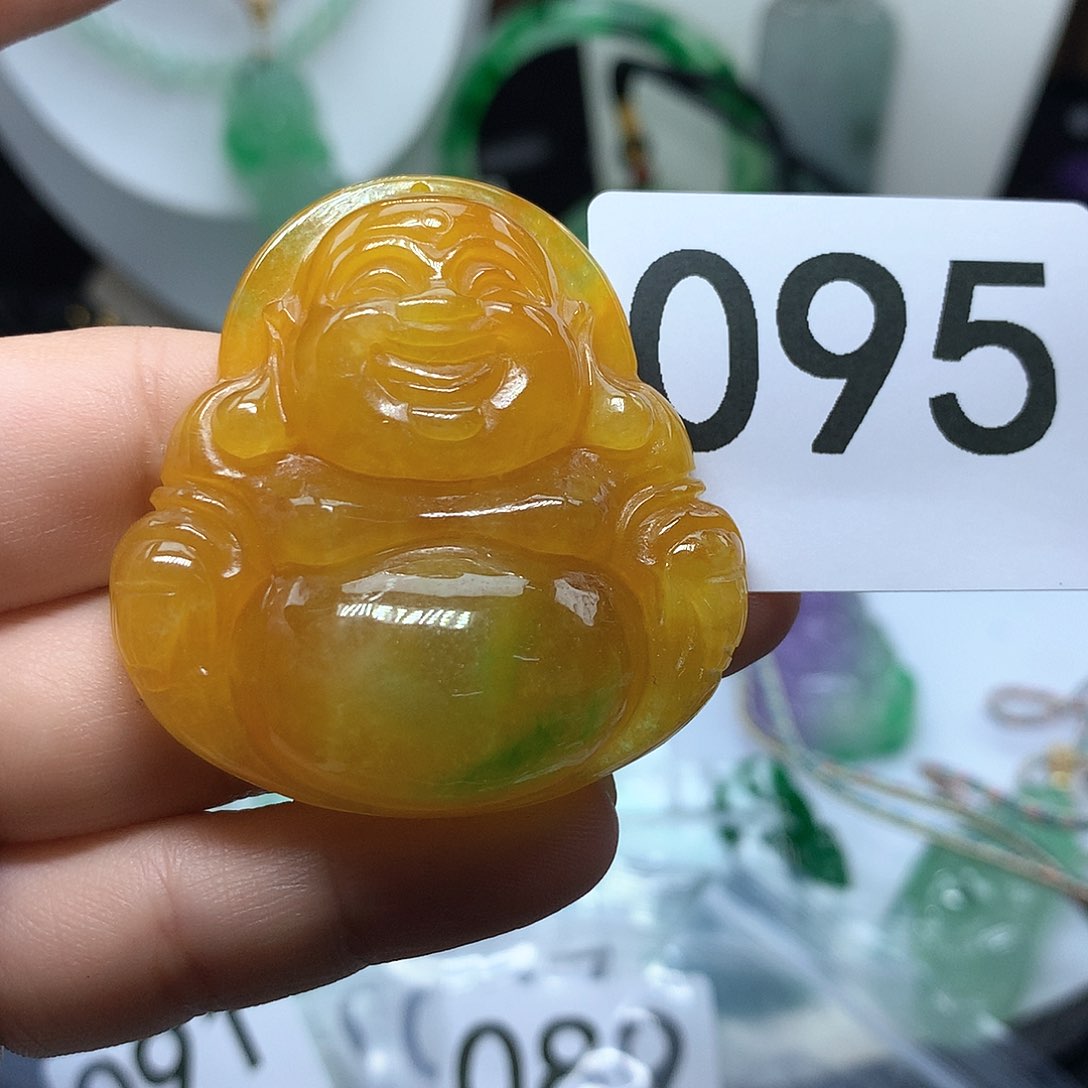 翡翠吊坠(赠链)未镶嵌