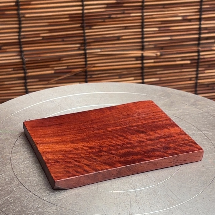 用***户大叶紫檀（黑酸枝木类）