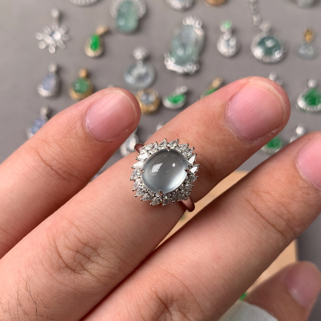 沫***～翡翠18K金镶嵌颈饰黑钢蛋戒指