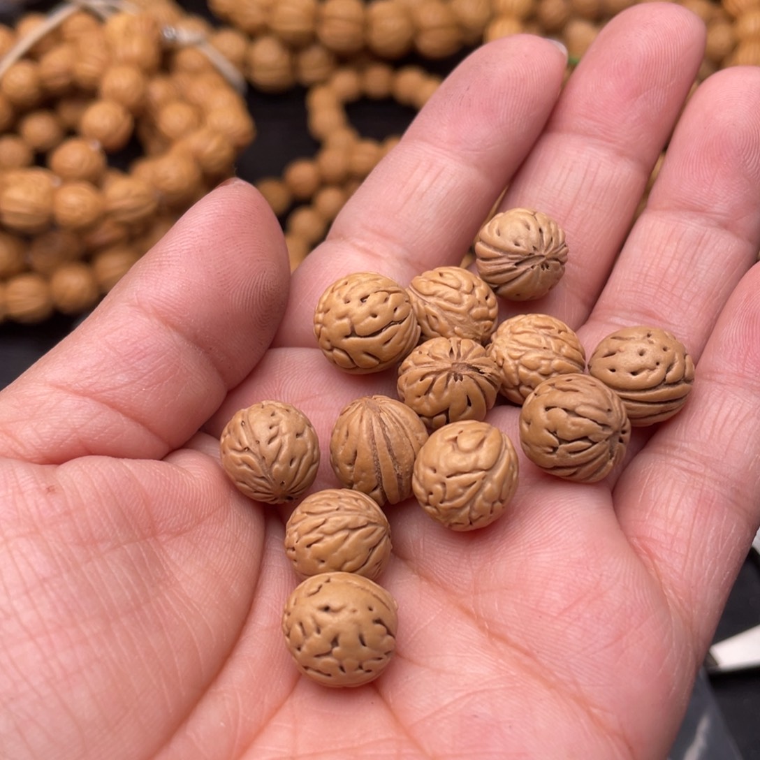 手串/手链核桃散发100元优惠活动