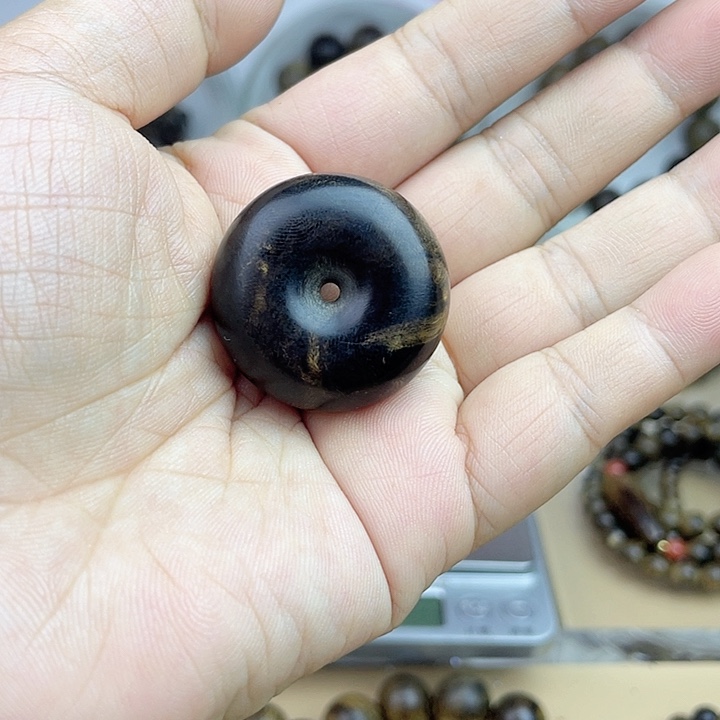 手串沉香蓝*。越南芽庄白奇玉化留疤嘤子虎斑