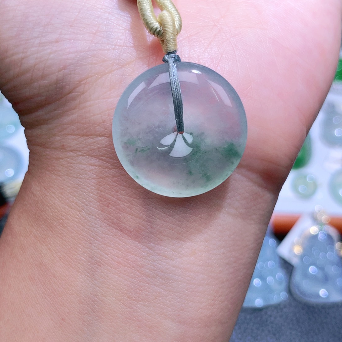 翡翠未镶嵌颈饰扣子