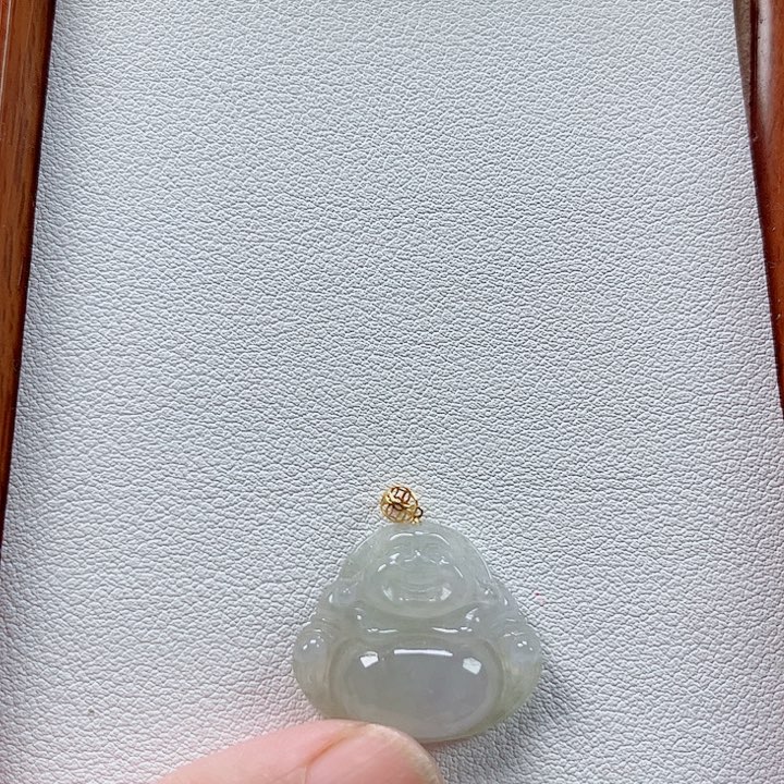 翡翠18K金镶嵌颈饰孤品